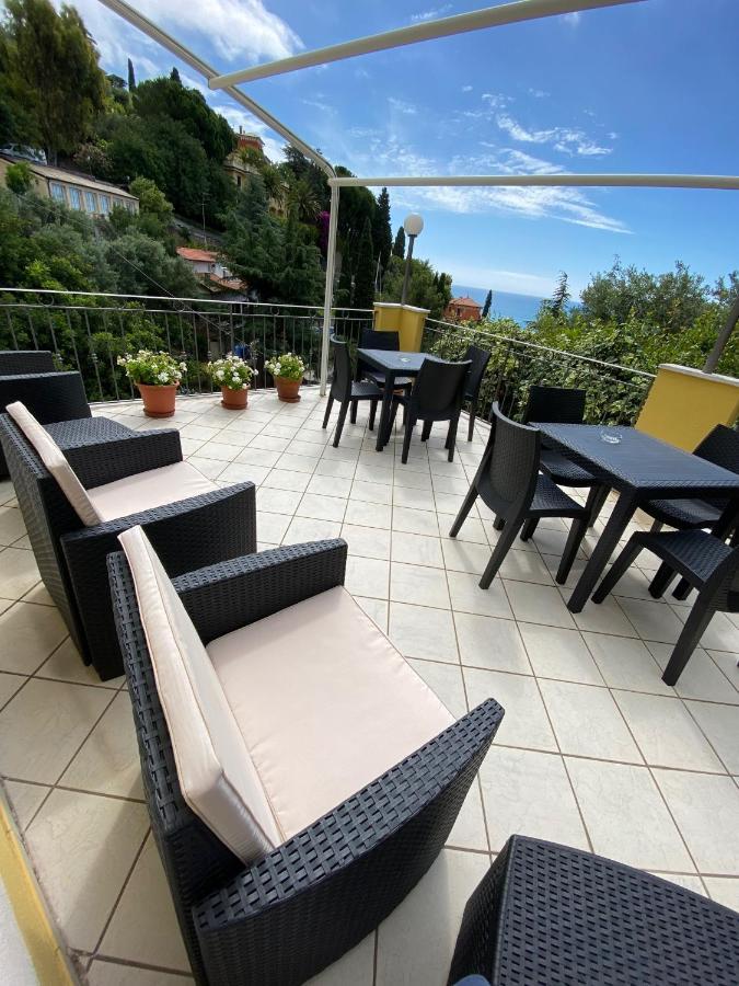 Hotel Rio Алассио Экстерьер фото